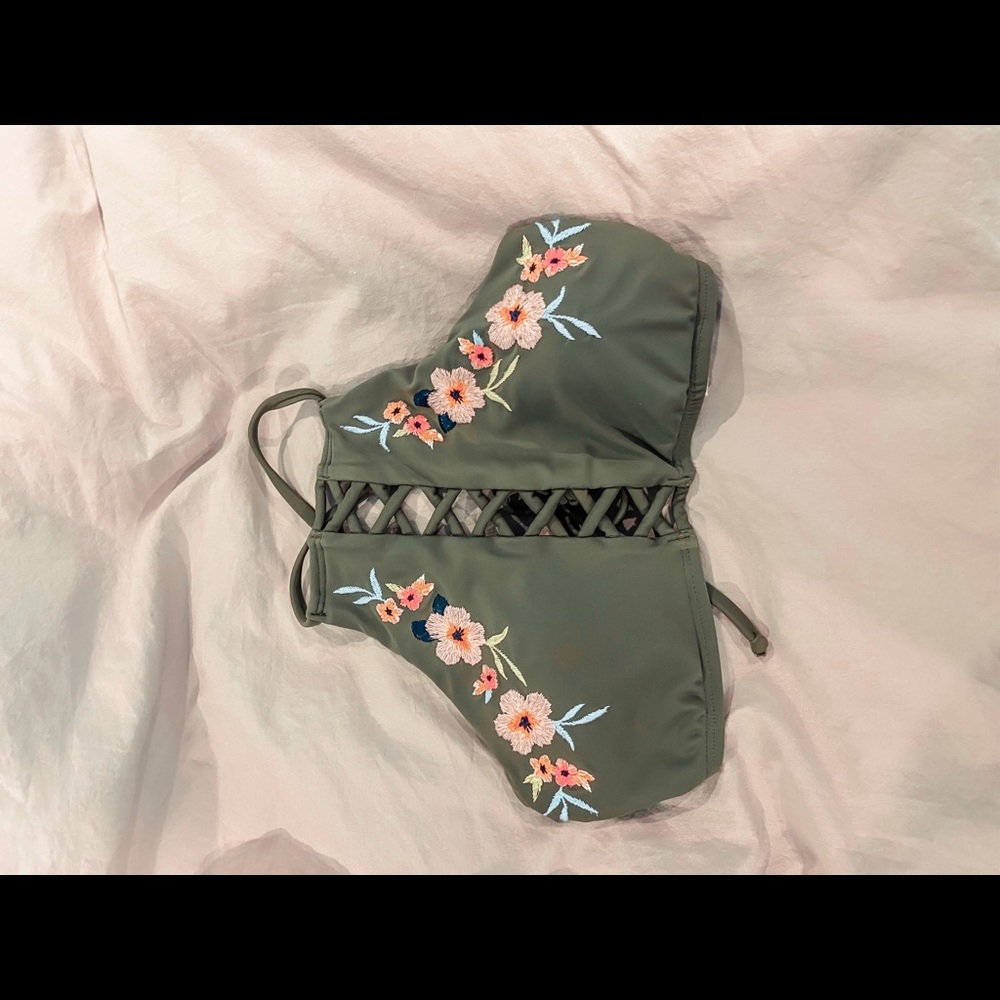 Floral high neck bikini top